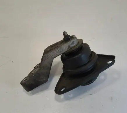 KIA Ceed Engine mount bracket