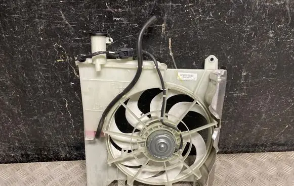 Toyota Aygo X Radiator cooling fan shroud 163600Q131