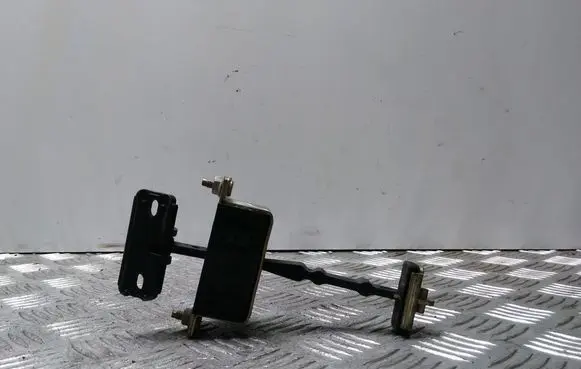 Mercedes-Benz C W203 Front door check strap stopper
