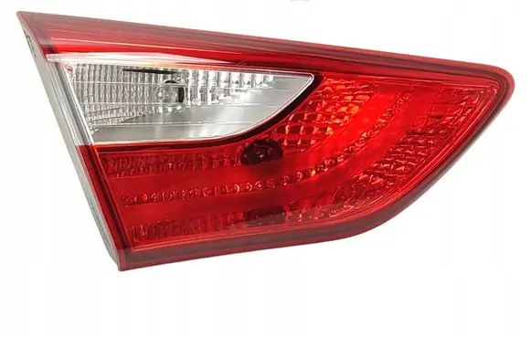 Hyundai i30 Tailgate rear/tail lights 92403A50
