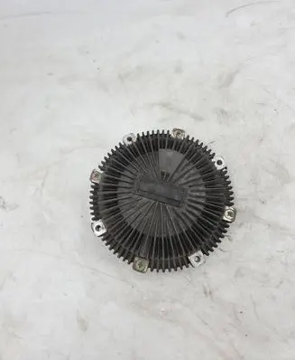 Mitsubishi Pajero Viscous fan clutch