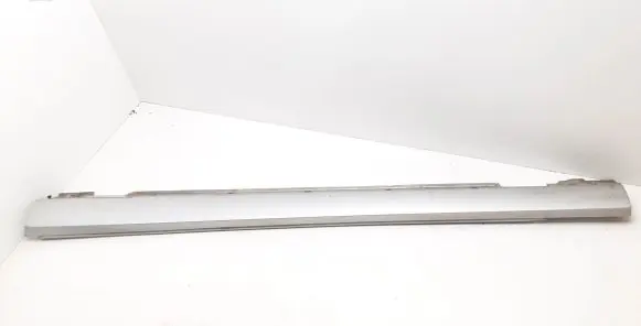 Mercedes-Benz E W212 Sill A2126900140