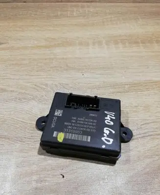 Volvo V40 Door control unit/module 31318953 AV6N14C236AB