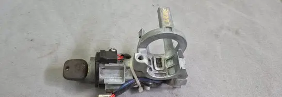 Daihatsu Cuore Ignition lock