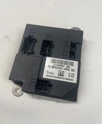 Mercedes-Benz E W211 Comfort/convenience module 2115458532