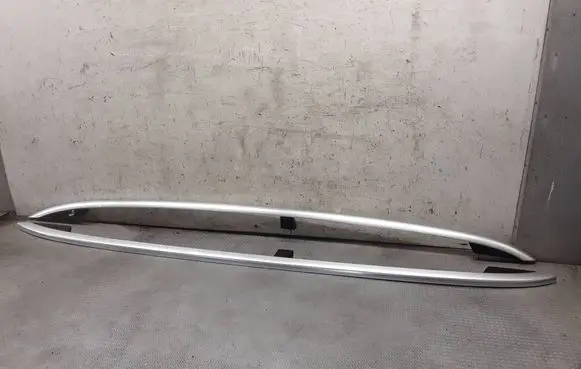 Volkswagen PASSAT B7 Roof bar rail