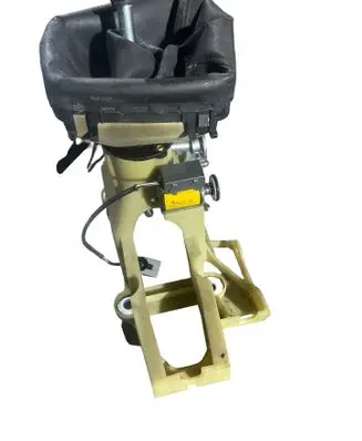 Volvo XC90 Gear shifter/selector 08653829