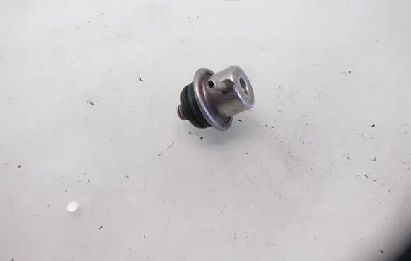 Fuel pressure sensor