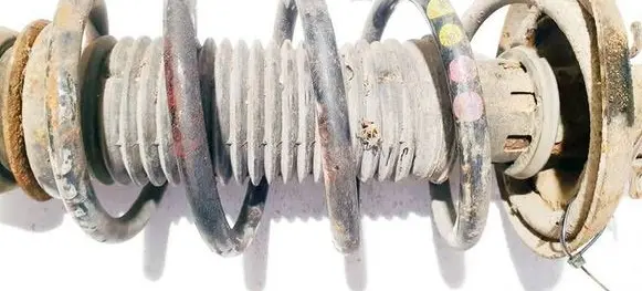 Volkswagen Golf IV Front coil spring 