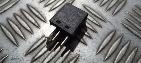 Volvo S80 Other relay 9441161 a4001-x40v23074