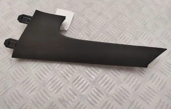 BMW 4 F36 Gran coupe (D)pillar trim (top) 7311221