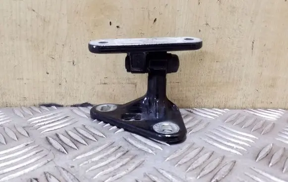 Mercedes-Benz CLS C219 Front door upper hinge