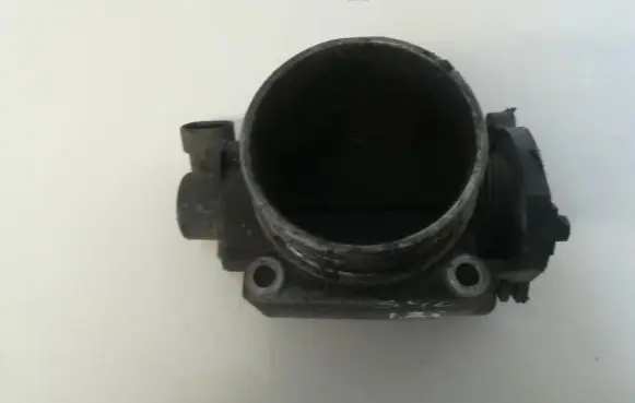 Volvo S40, V40 Throttle valve 9186780 72791000