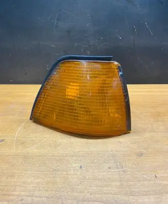 BMW 3 E36 Front indicator light 183271B