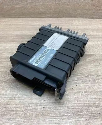 Volkswagen PASSAT B3 Engine control unit/module ECU 443907403G 0280000739 Used