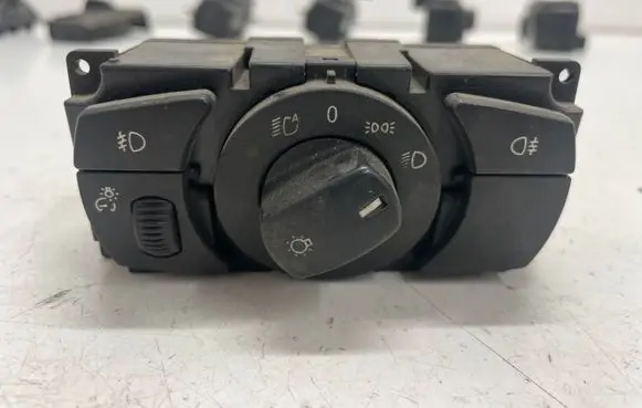 BMW 5 E60 E61 Light switch 6953735