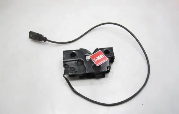 Volkswagen Jetta VI Engine bonnet/hood lock/catch 5C7823509 193170638 SG7TALY