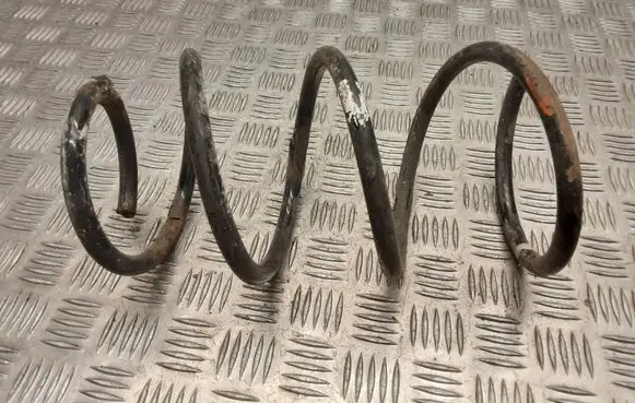 Toyota Corolla Verso AR10 Front coil spring