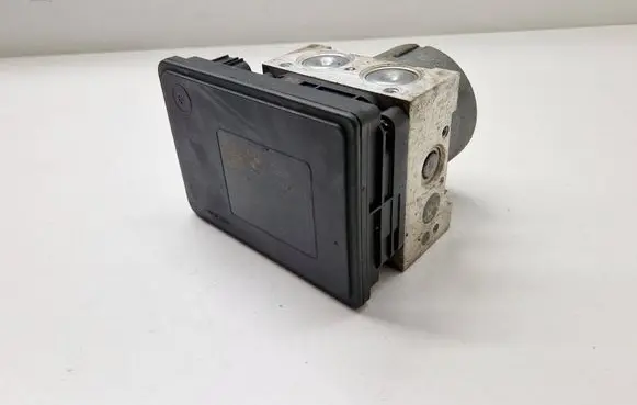 BMW i3 ABS Pump 6885428 6885427