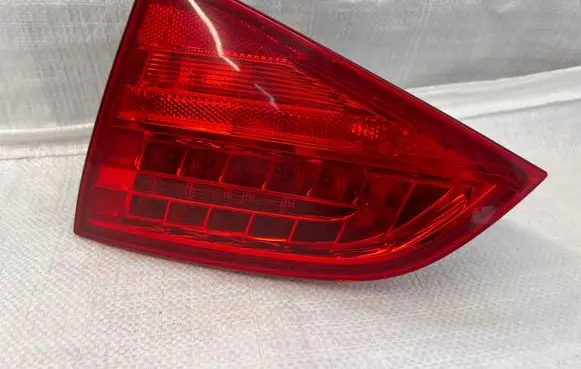 Audi A4 S4 B8 8K Tailgate rear/tail lights 21968006
