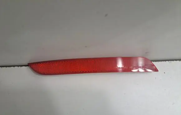 Rear tail light reflector