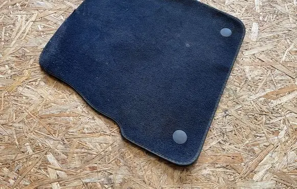 Audi A6 S6 C5 4B Rear floor mat 
