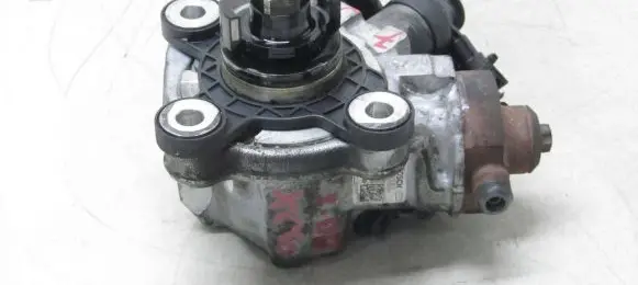 Volvo XC60 Fuel injection high pressure pump 0445010618