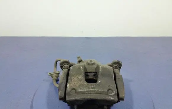 BMW 2 F45 Front brake caliper 