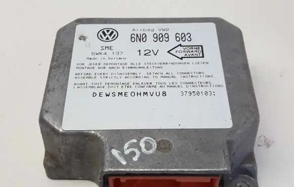 Volkswagen Golf III Airbag control unit/module 6N0909603 5WK4137