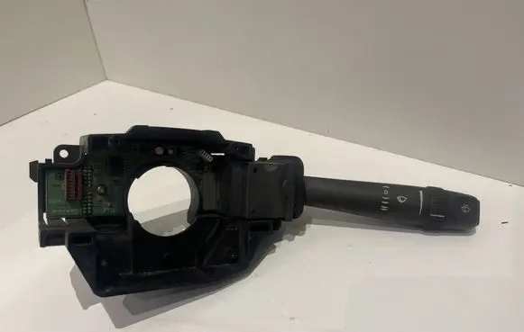 Volvo S80 Wiper turn signal indicator stalk/switch 8666597 01W26A