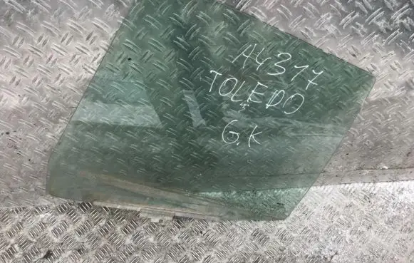 Seat Toledo I (1L) Rear door window glass
