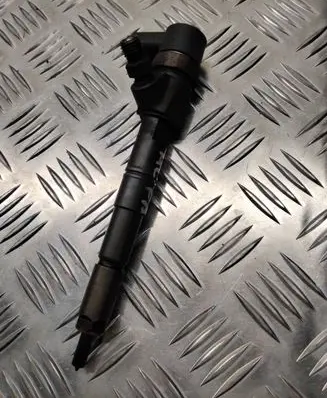 Alfa Romeo 159 Fuel injector 0445110