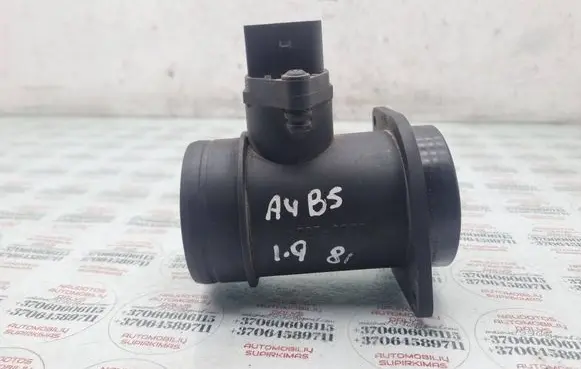 Audi A4 S4 B5 8D Mass air flow meter 028906461 0281002216