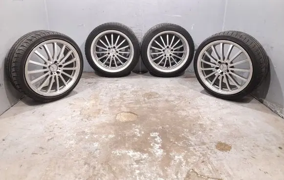 Mercedes-Benz E W212 R19 alloy rim 
