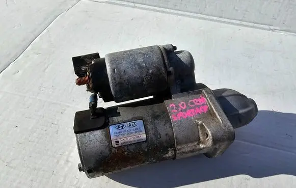 KIA Sportage Starter motor 361002F300