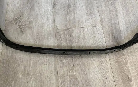 Jaguar XJ X300 Front door rubber seal