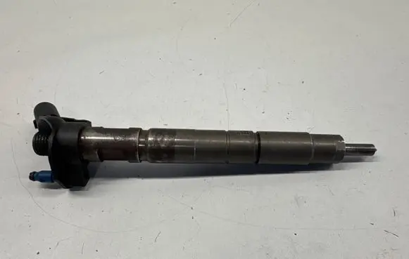 KIA Sorento Fuel injector 0445116018 338002F000 110223