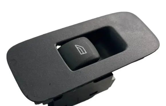 Volvo V40 Electric window control switch 31394840 15W111
