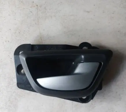 Volvo XC90 Front door interior handle