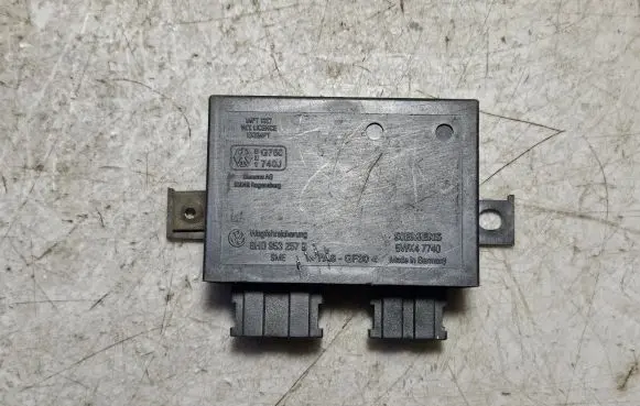 Volkswagen Transporter - Caravelle T4 Immobilizer control unit/module 6H0953257B