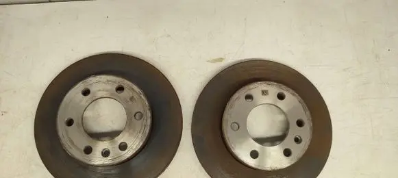 Mercedes-Benz Sprinter W907 W910 Front brake disc A9074210100
