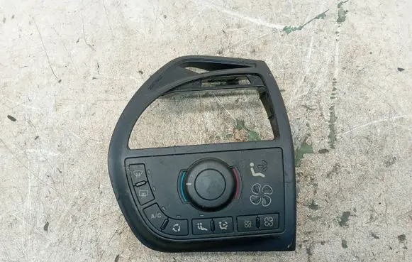 Citroen C4 I Picasso Climate control unit 9650868677 SN00016214 A83007500