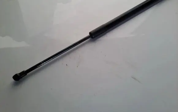 Toyota Aygo AB10 Tailgate/trunk strut/damper d56070 d-56070