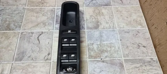 Peugeot 307 Electric window control switch