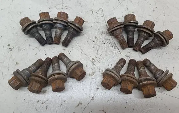 Citroen DS3 Nuts/bolts 