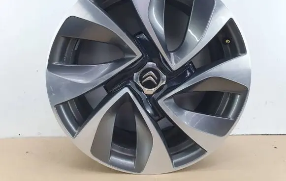 Citroen DS5 R18 alloy rim 9687902677
