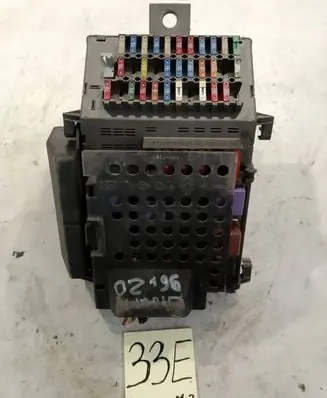 Renault Laguna I Fuse box set 7700427845