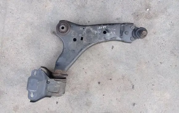 Volvo XC60 Front lower control arm/wishbone 8G9N3A052A