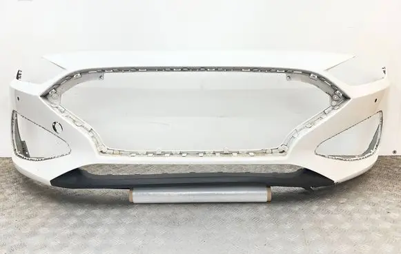 Hyundai i30 Front bumper 86511G4500