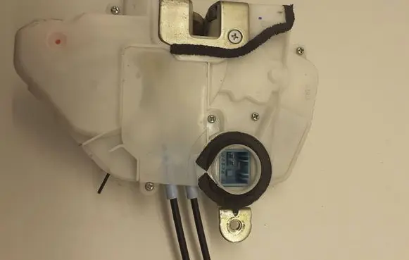 Honda Civic Front door lock